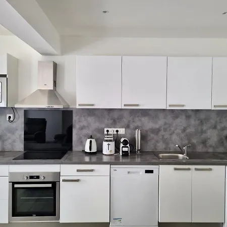 Bel 2 Climatise Centre Apartment
